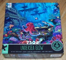 Ceaco Jigsaw Puzzle - UNDERSEA GLOW - 750 Piece - GlowS in the Dark - COMPLETE