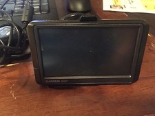 Garmin Nuvi 255W GPS Portable Navigation Bundle with Windshield Mount Charger