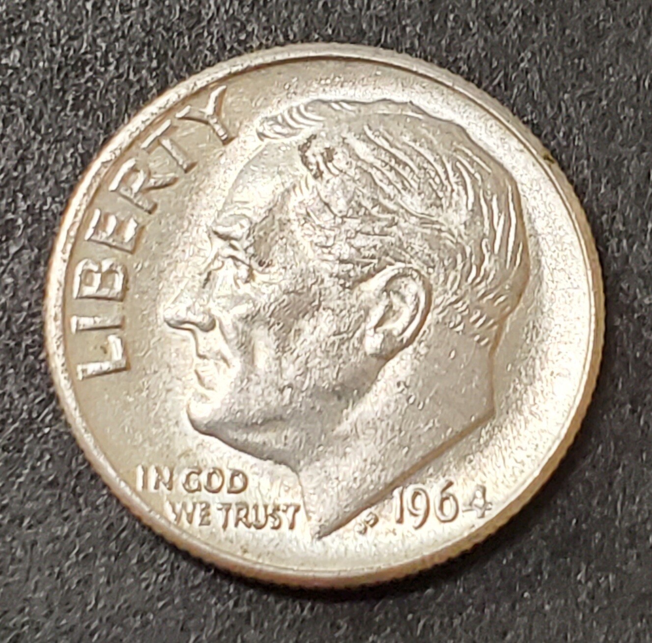 Foto 1 di 2