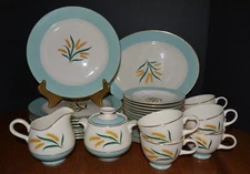 VTG INT'L. D.S. Co. VIKING Dinnerware Set (33) Retro Blue Wheat MCM