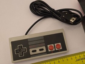 NINTENDO NES MINI CLASSIC WIRED CONTROLLER GAME PAD + UK USB POWER ADAPTER Wii