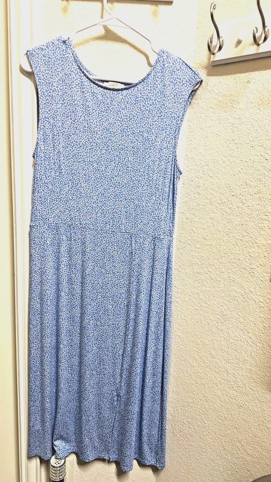 Picture 4 of 8