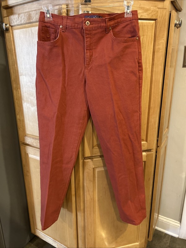 Gloria Vanderbilt Amanda Straight Leg Women's size 12. Burnt Orange Denim Jeans