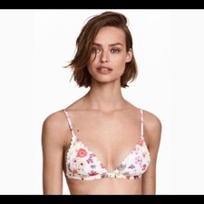 H M Size 6 White Floral Scalloped Edge Adjustable Fit Padded Swim Bikini Top