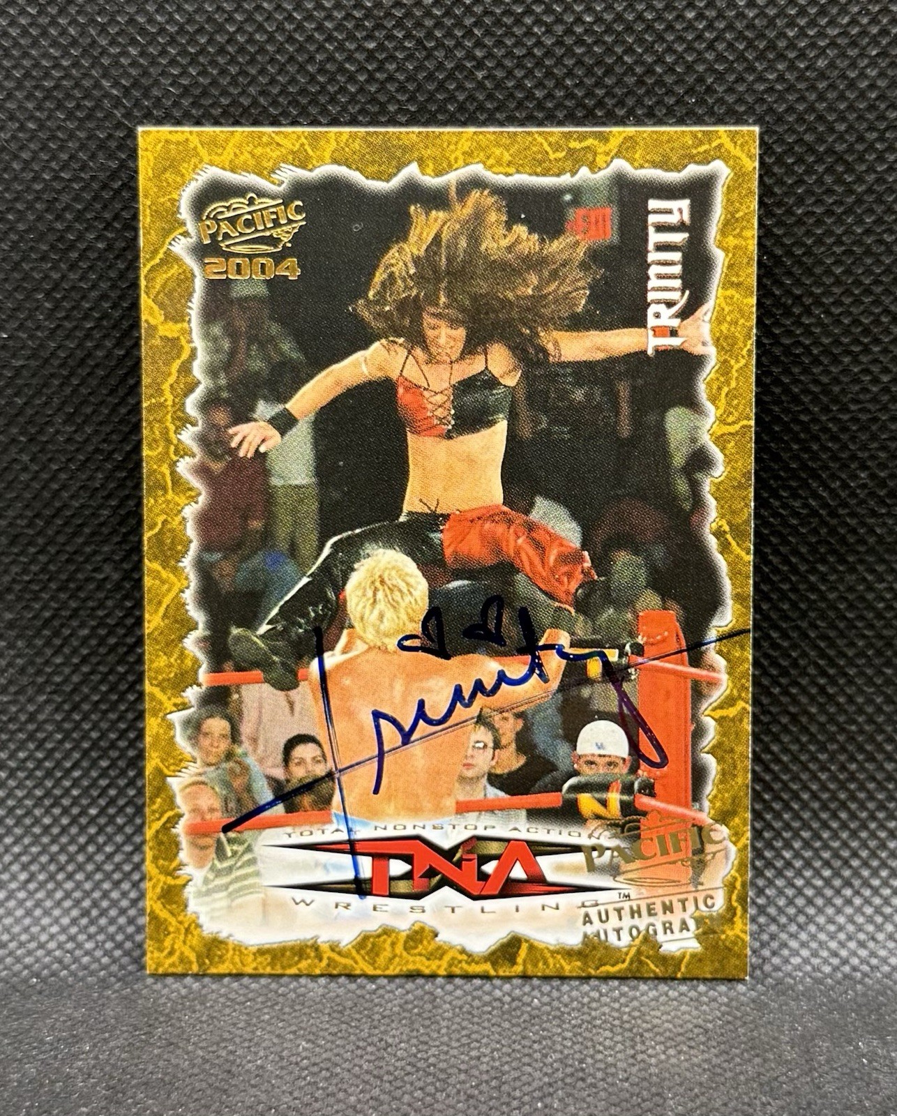 2004 Pacific TNA Trinity Gold Parallel Autograph Rookie Card #73 RC Auto WWE