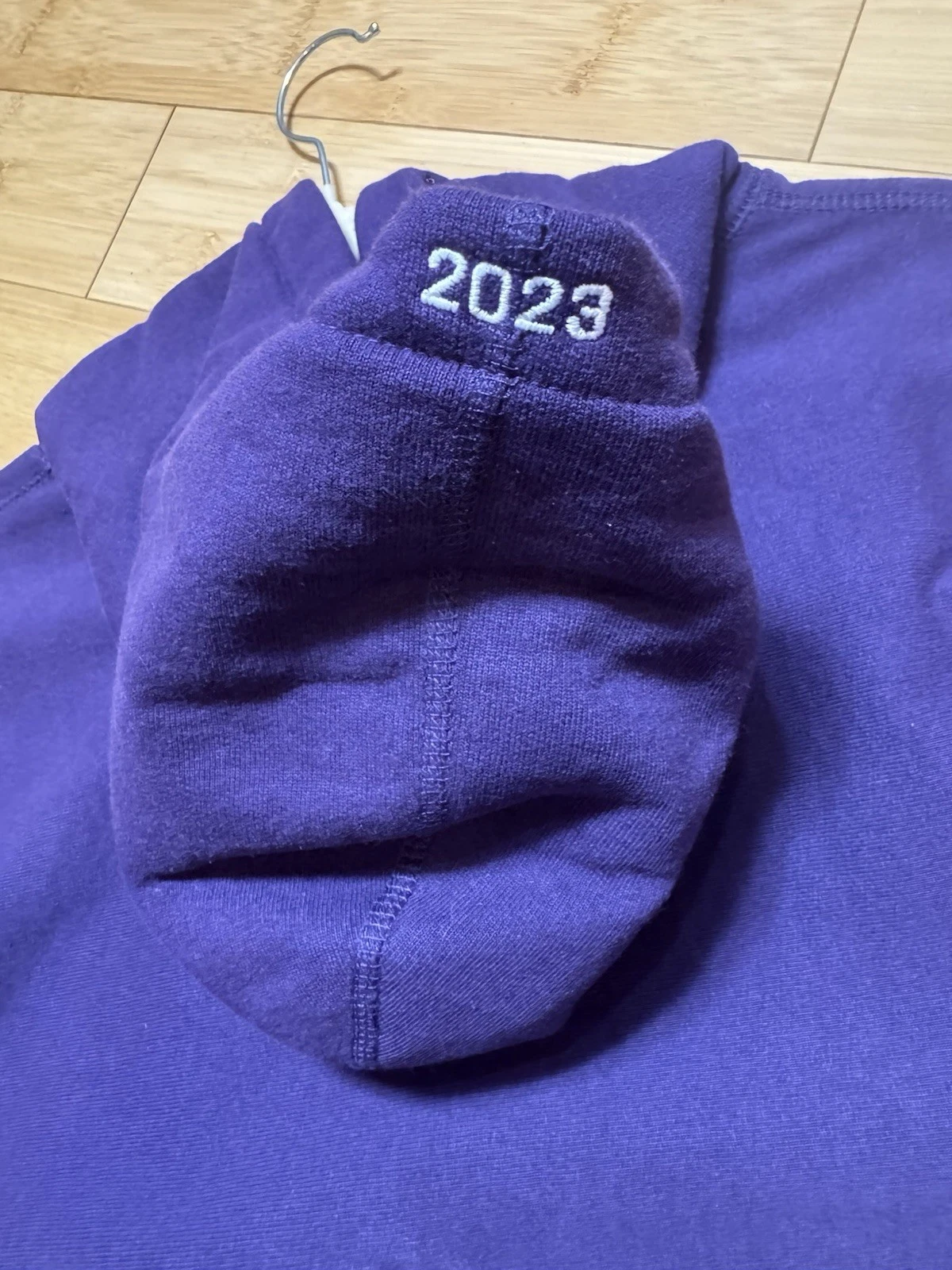 Felpa con cappuccio Supreme Box Logo FW23 viola scuro taglia S