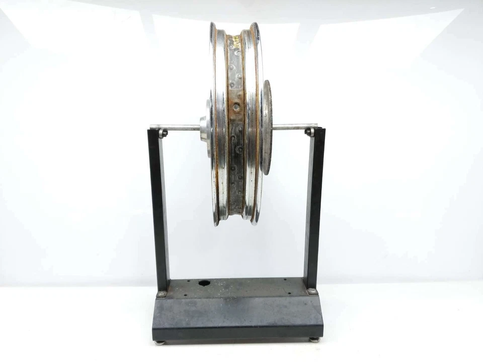 Llanta delantera recta 17x3,0 Honda VT750 Shadow ACE 98-03 Foto 4 de 4