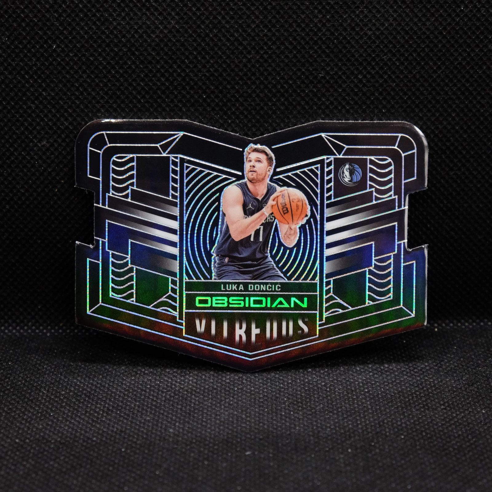 2021-22 Obsidian Luka Doncic #2 Vitreous