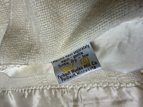 Faribo by Faribault Mills Vintage Wollmischung Decke Elfenbein Creme Satin Bordüre - Bild 5 von 8