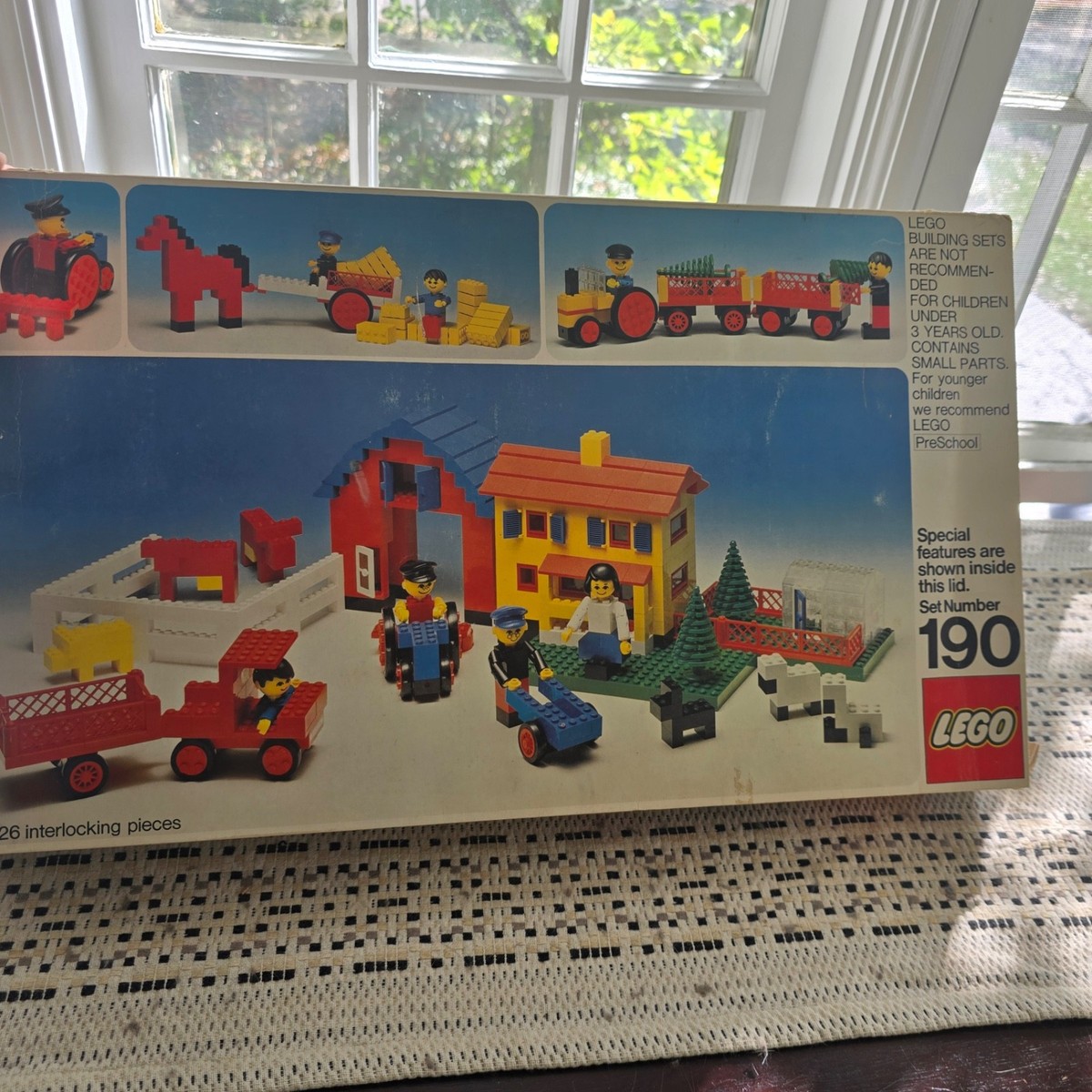 Vintage LEGO Set 190 Building Set with People 1974 Collectible