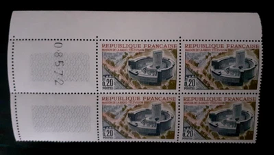 TIMBRES FRANCE 1972 Maison De La Radio Télévisée À Paris NEUF SANS CHARNIERE - Photo 1/2