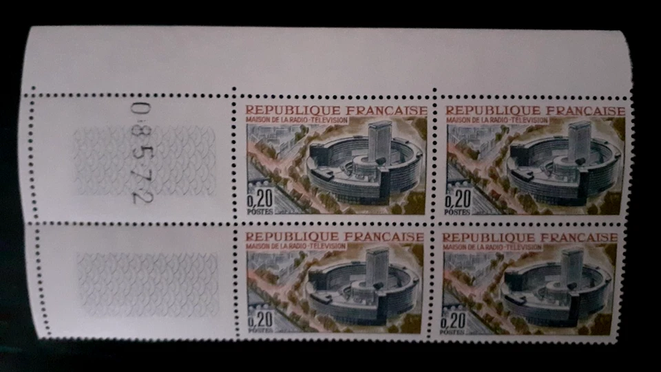 TIMBRES FRANCE 1972 Maison De La Radio Télévisée À Paris NEUF SANS CHARNIERE - Photo 1/2