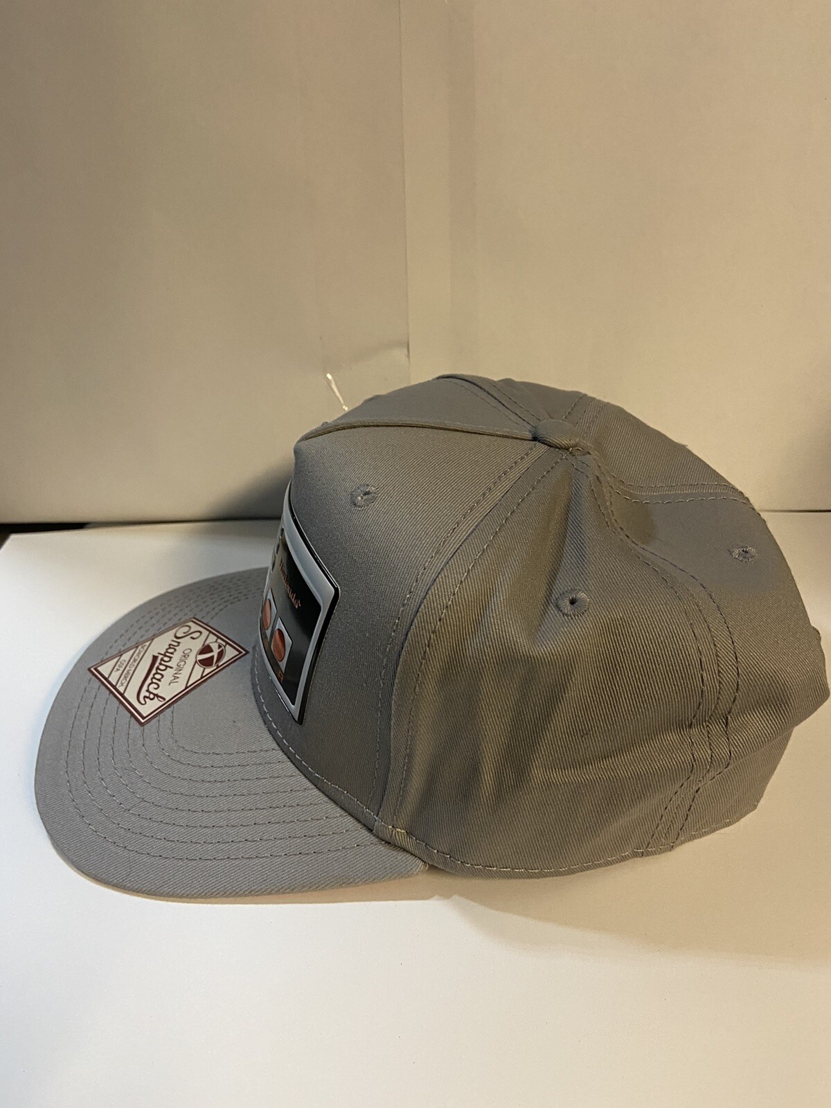 Nintendo Classic NES Controller Snapback Hat Gray… - image 5