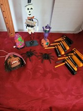 MIXED LOT of 18 HALLOWEEN TOYS, NOISEMAKERS . SPIDERS FAVORS DECORATING