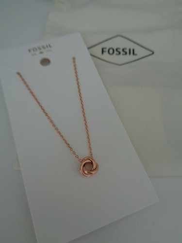 BNWT Fossil Rose Gold Tone Small Knot 