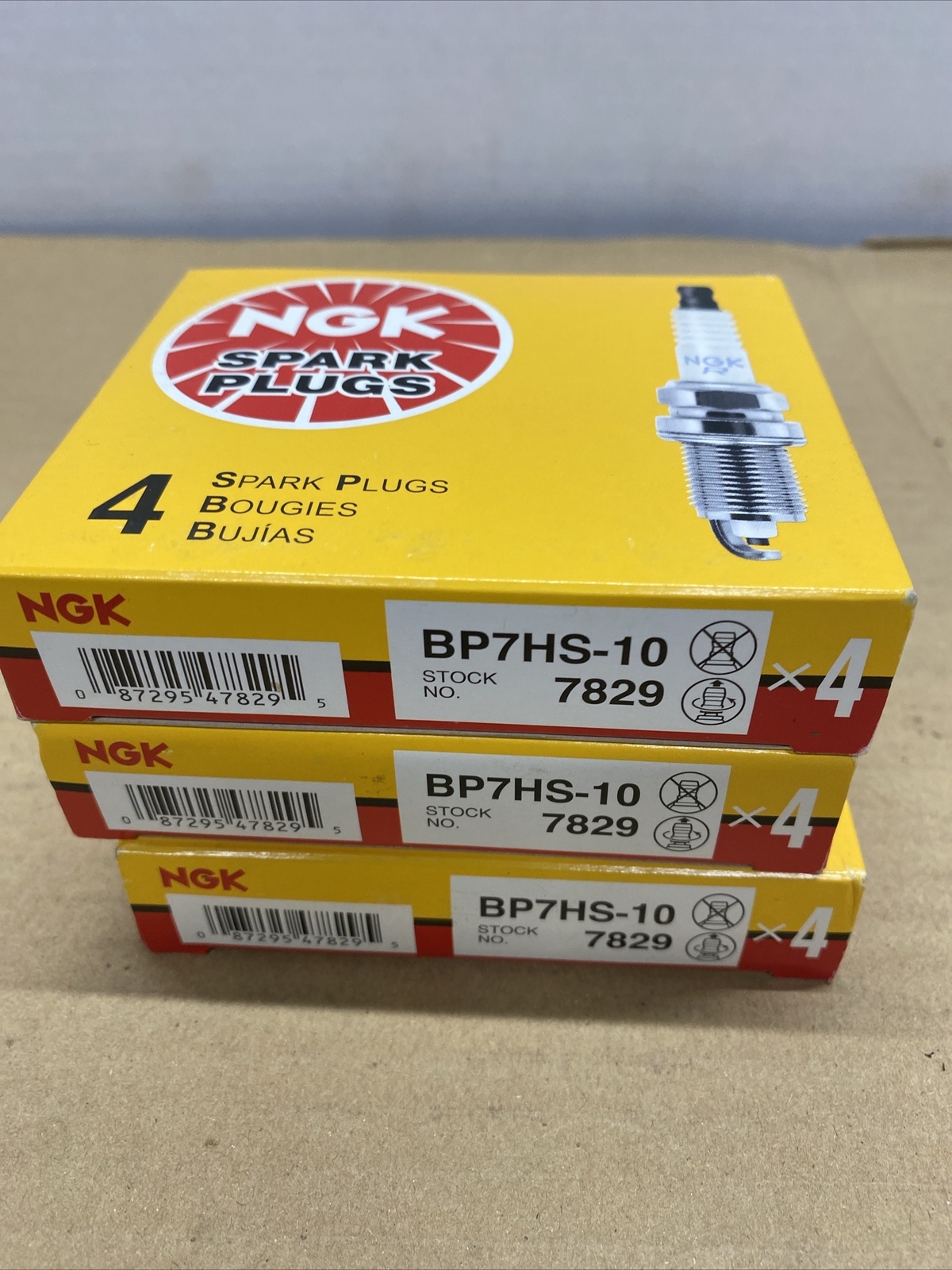 12  NGK  Spark Plugs  BP7HS  7829     Sp- 120