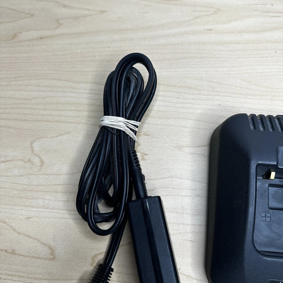 Radio transceptor portátil de tres bandas Kenwood TH-D74A THD74A con accesorios probados Foto 4 de 4