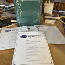 Creative Memories 8 X10 Scrapbook Set Album Christmas Green With Holiday Pages 