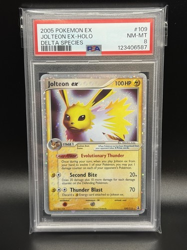 2005 JOLTEON EX Pokemon Card #109 109/113 EX Delta Species Holo PSA 8