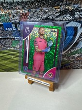 Topps Premier League 2026 Mark Flekken Brentford Green Sparkles Parallel 64/399