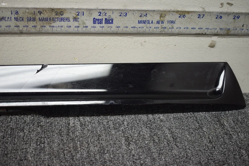 AUDI Q7 MOLDURA PUERTA FÁBRICA OEM Foto 3 de 4