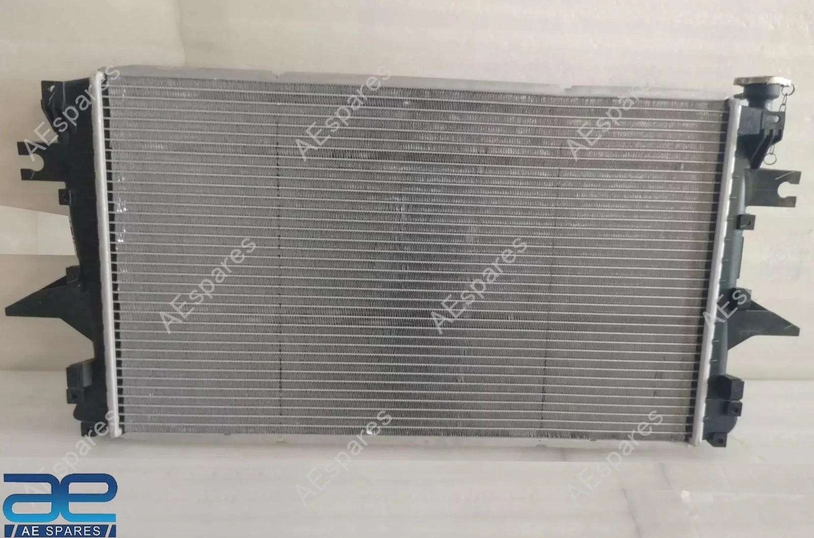 Radiator For Mahindra Scorpio 2002-2009 Scorpio Getaway DC 2007-2016 0304AC0070N view 3