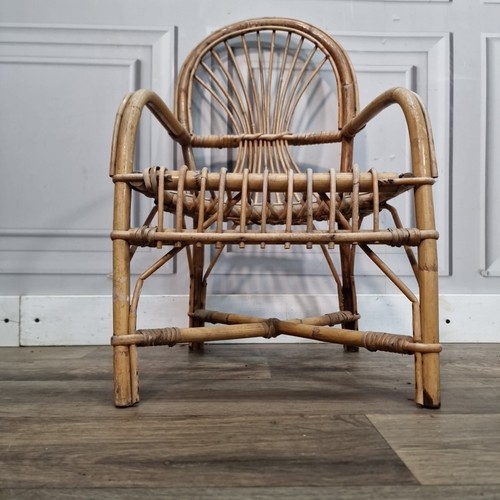Retro Vintage Childs Small Rattan Chair - Mid Century Seat Boho Tiki Bamboo Doll - Picture 18 of 24