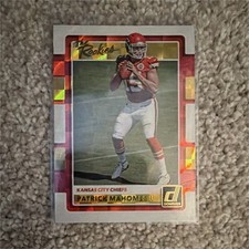 Top Patrick Mahomes Rookie Cards to Collect 22