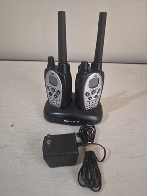 2-Midland GXT720 Walkie Talkies With Charger