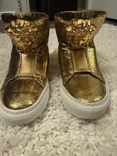 Women  s Versace Metallic Gold Crackle Leather Sneakers Sz EU 35 US Sz 5
