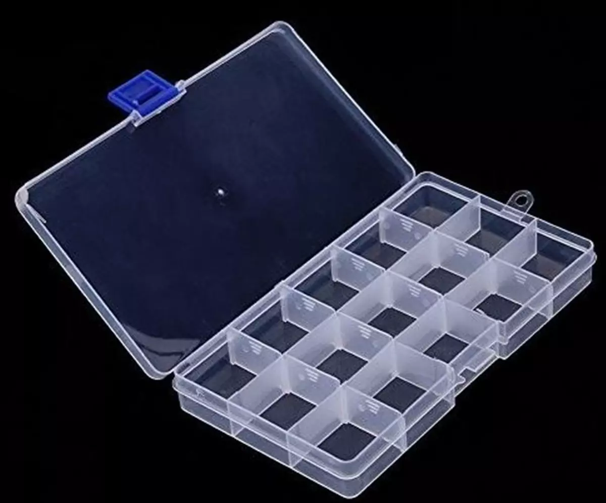 15 Slot Adjustable Plastic Fishing Lure Hook Tackle Box Storage