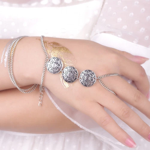 Sexy Sparkles Retro Bracelet Finger Ring Bangle Slave Chain