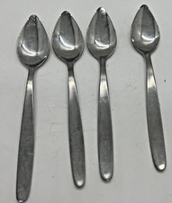4 Serrated Grapefruit Spoon Stainless steel Korea Vintage silver