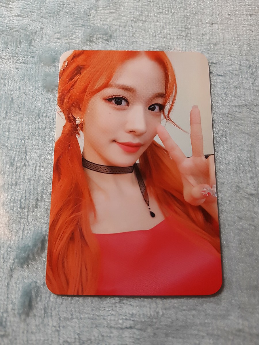 fromis_9 Special Single From.9 LOVE BOMB Chaeyoung Type-B Photo