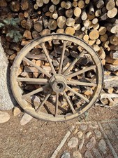 Großes originales Wagenrad Holzrad Ø ca. 115cm .