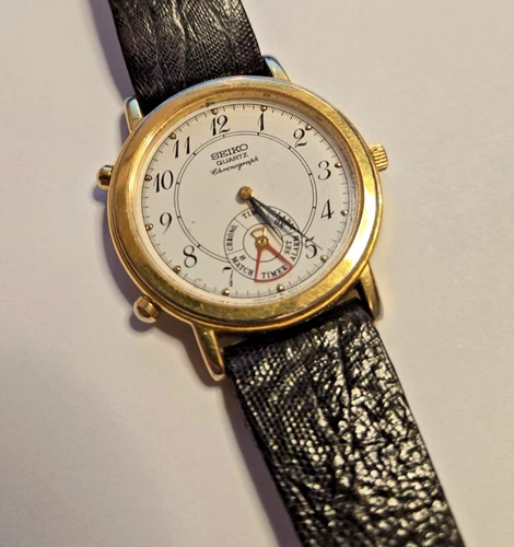 Seiko Chronograph Quartz 8M25 - 8020 Analog_ Men's Watch-VINTAGE