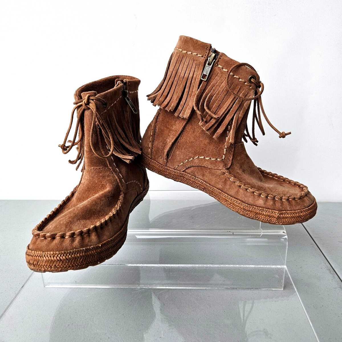 UGG Australia Women Sz. 5 Kaysa Brown Leather Moccosin Boot Fringe