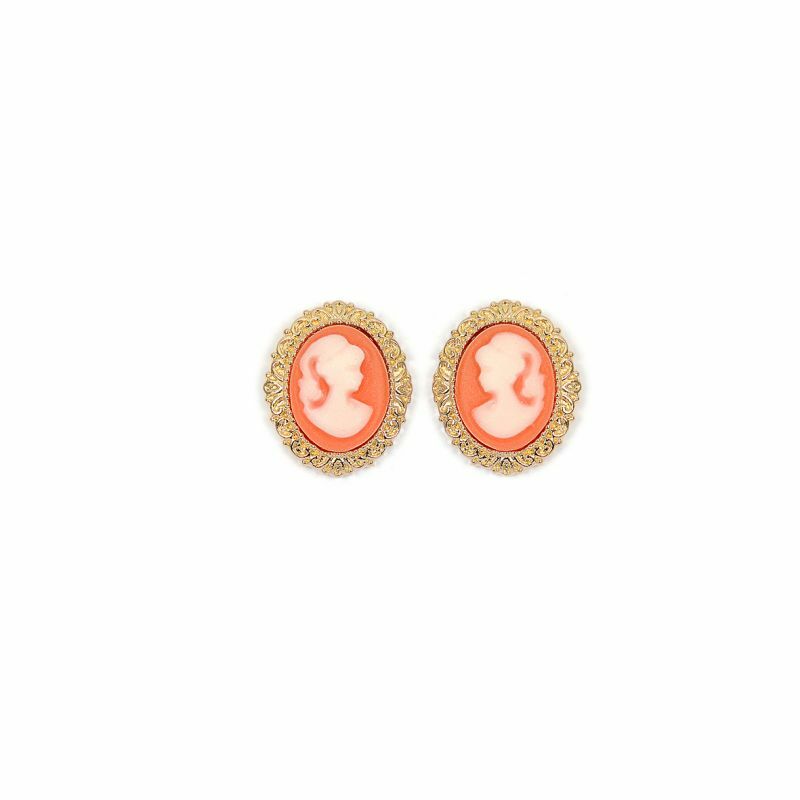 Puces d'oreilles camée orange en plaqué or 750/000 au raffinement intemporel