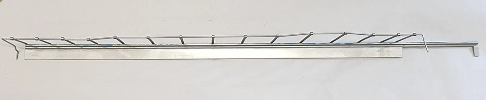 Lionel 8280-3 SD70 Left Hand Handrail and Stanchion Assembly - Image 3 of 3