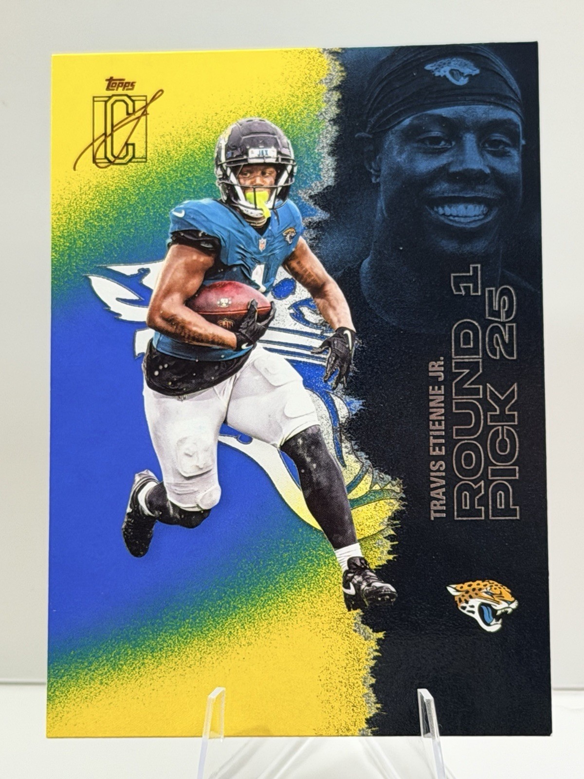 Topps 2025 Signature Class Travis Etienne Jr. Yellow #27 Jacksonville Jaguars