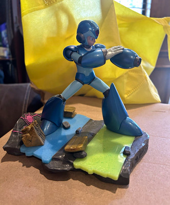 TriForce Mega Man Figurine - Marvel vs Capcom Infinite Series Plastic Figure