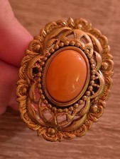 Vtg Juicy Couture Gold Tone Filigree Coral Cabochon Ring Statement Marked Juicy