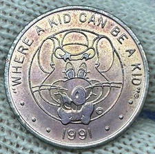 1991 CHUCK E CHEESE TOKEN PINK ANODIZED big rat head x showbiz pizza CEC gaming
