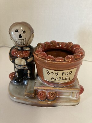 Yankee Candle HALLOWEEN KIDS BOB FOR APPLES 4.5'' Votive Holder Skeleton 1127907