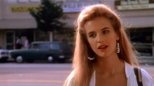 BEAUTIFUL KELLY PRESTON 8X10 Photo