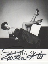 Eartha Kitt Autogramm signed 10x13 cm Postkarte s/w
