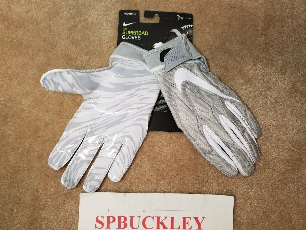 NIKE SUPERBAD 4.5 ADULT PADDED FOOTBALL GLOVES, PGF938, PFGU1