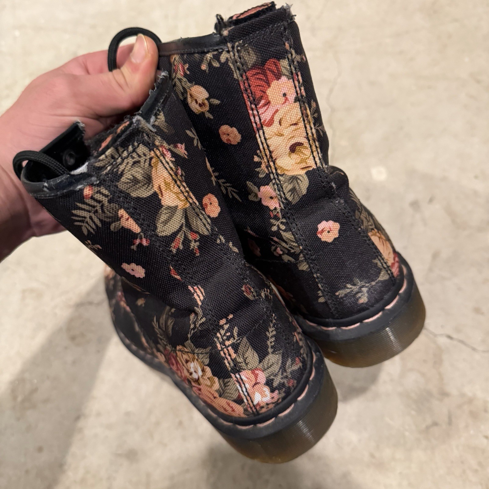Dr Doc Martens Victorian Floral Rose Combat Boots Pink Black Womens 9 thumbnail 8