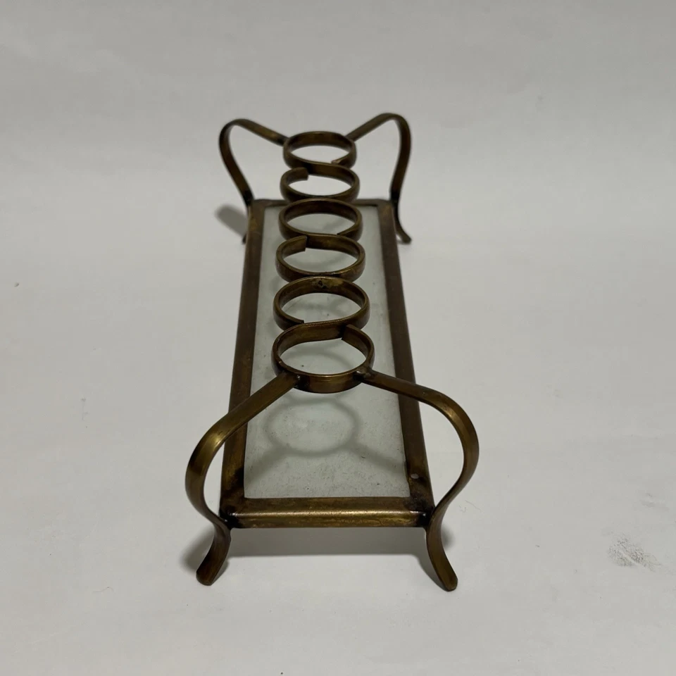 Soporte para lápiz labial Anthropologie de inspiración vintage Foto 4 de 4