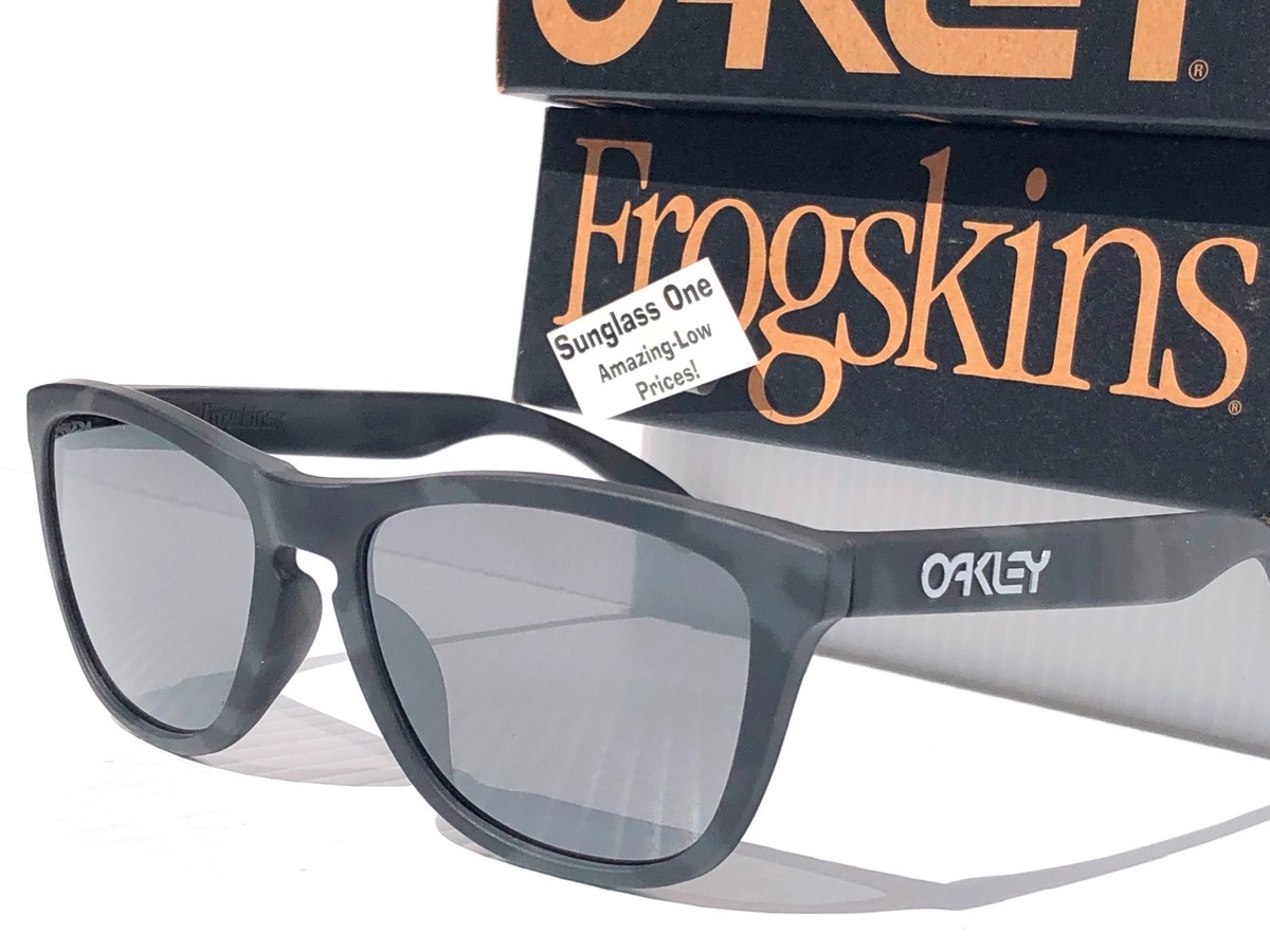 極美品　OAKLEY　FrogSkins(A)　MATTE BLACK CAMO Oakley FROGSKINS Matte Black Camo PRIZM Black Lens Sunglass 9245